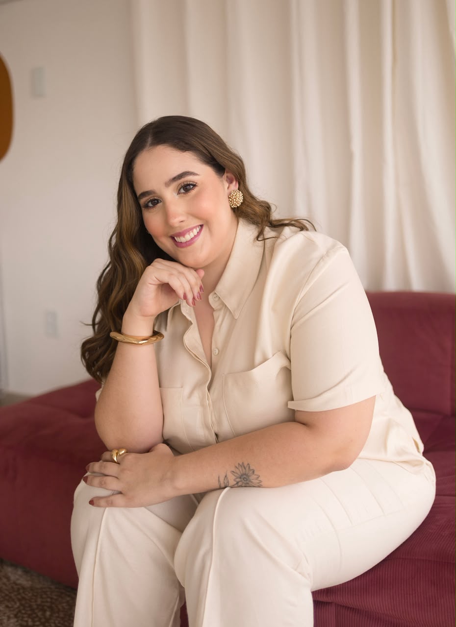 Bianca Mesquita sorrindo